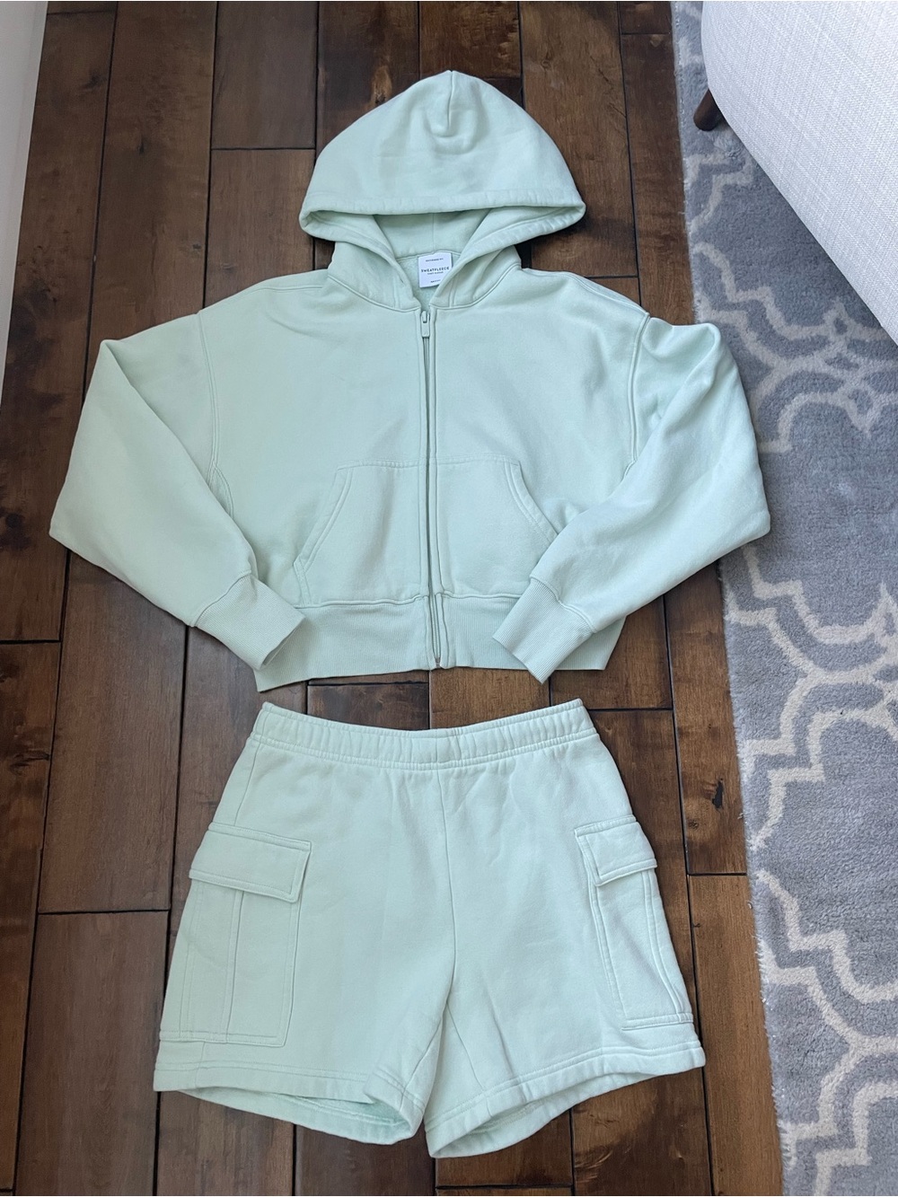 Aritzia Mint Green Sweatset Size XS